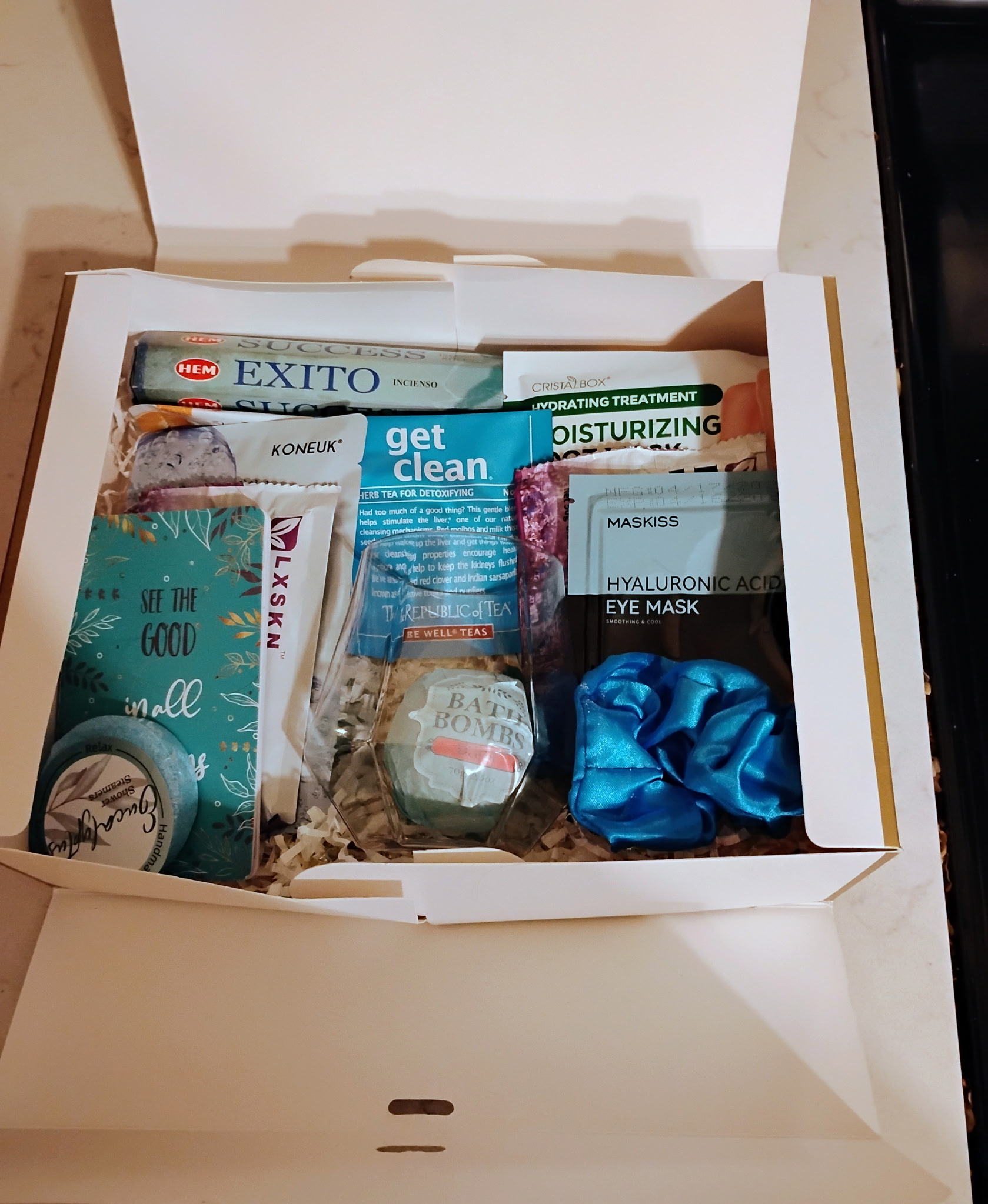 Relax Your Mind box contents